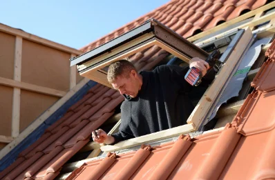 Pose de fenêtres de toit Velux à Armbouts-Cappel